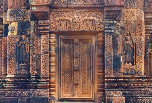 カンボディアの伝統的建築物の写真